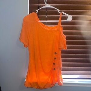 Orange off the shoulder top from shein. brand new never worn. XL